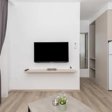 Mari Апартаменти Макарська