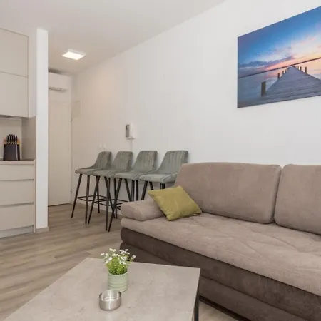 Apartment Mari - 40m From The