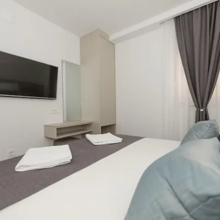 Mari Apartman *
