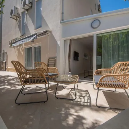 Mari Apartman Makarska